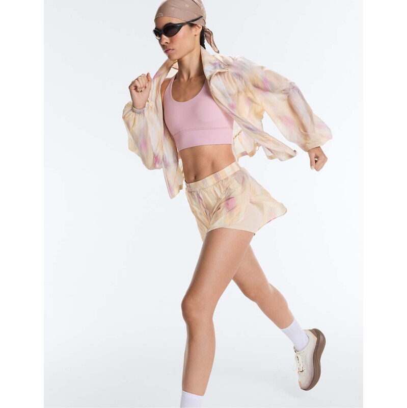 OYSHO Mid-rise 2-in-1 tie-dye technical shorts in vanilla-Yellow