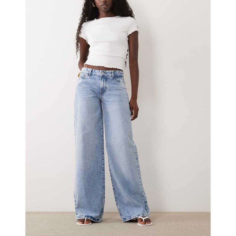 Pieces wide leg jeans in light blue denim