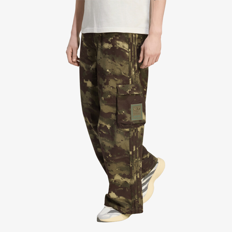 adidas Originals Kalhoty adidas Camo Pants Olive Strata M