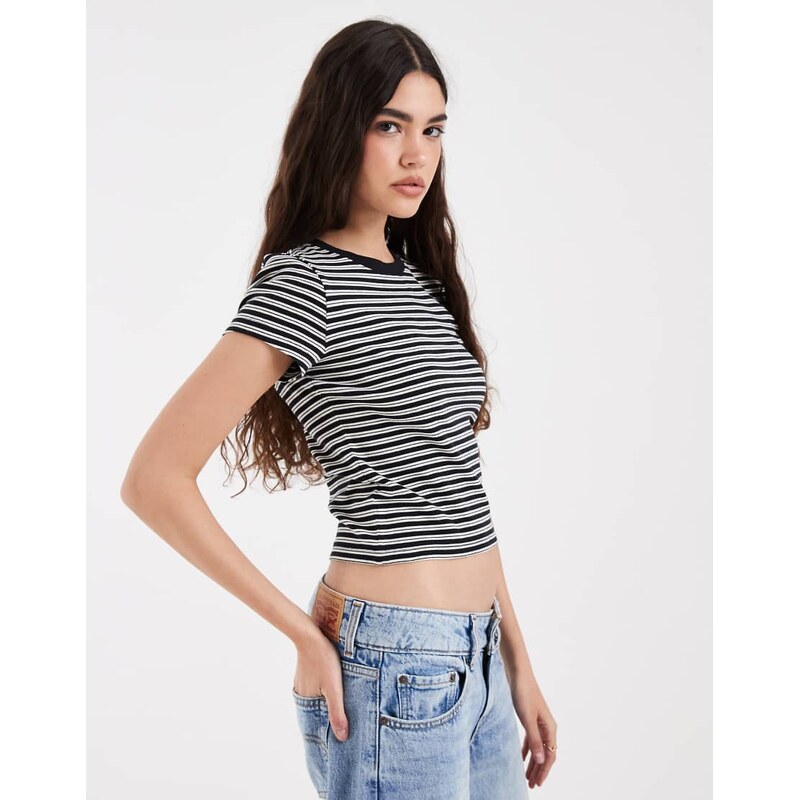 Levis essential striped baby t-shirt in black
