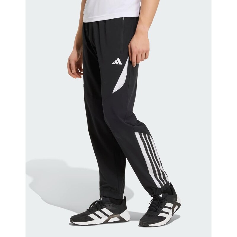 adidas performance Tech essentials workout trackpants in black /