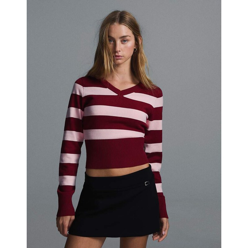 Bershka Embroidered v-neck jumper in burgundy
