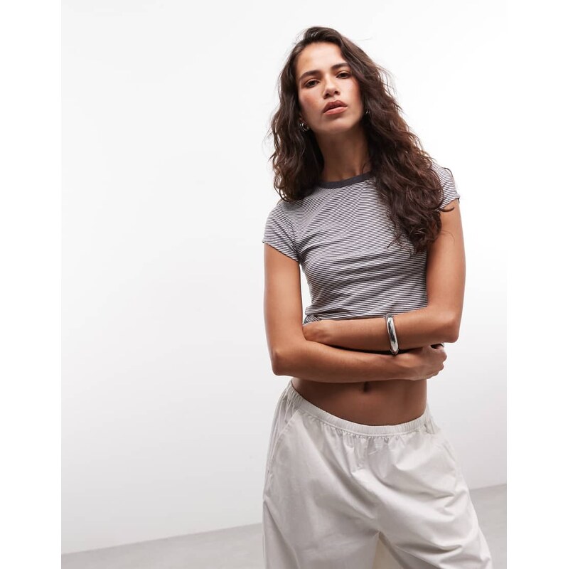 COLLUSION fitted cap sleeve t-shirt in-Multi