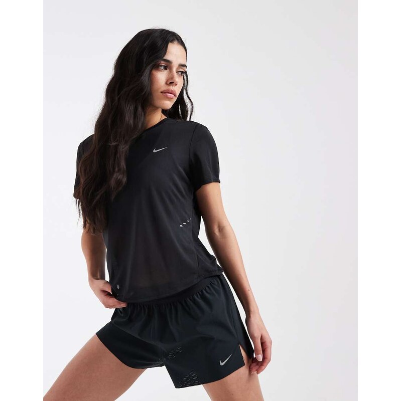 Nike Running Swift Breathe t-shirt in black