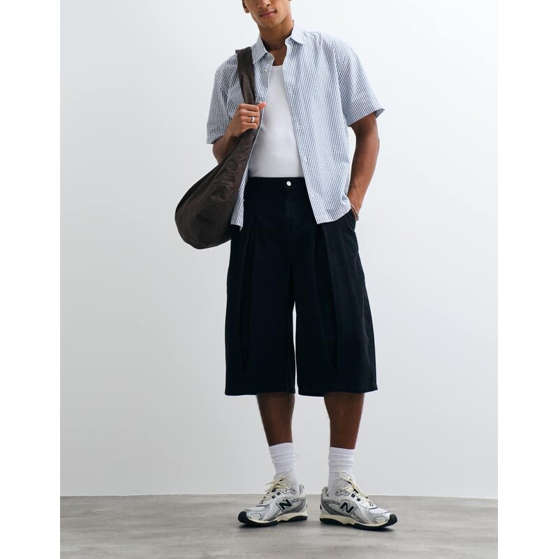 Reclaimed Vintage oversized jort in black denim
