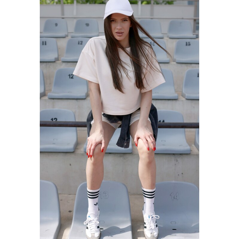 BeWear Womans Cropped sweatshirt with short sleeves - vanilla