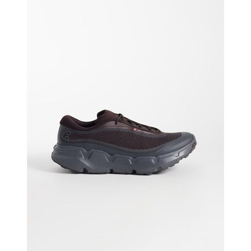 ON Cloudsoma Hike Outdoor trainers in brown and black-Green