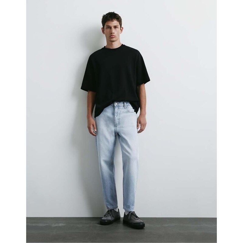 Pull&Bear Standard jeans in pale indigo-Blue
