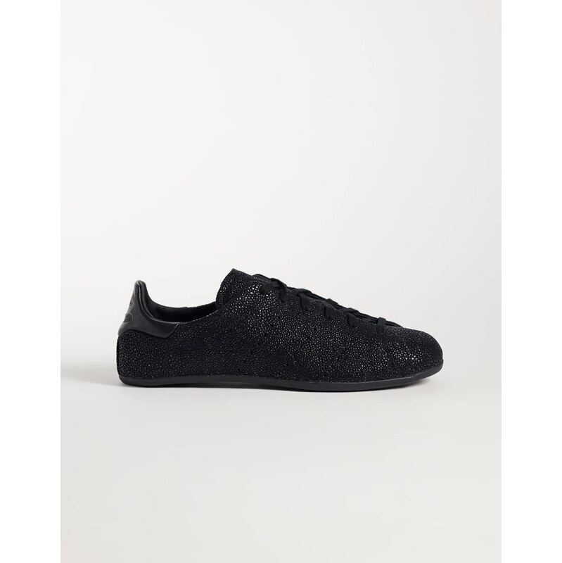 adidas Originals Stan Smith lo pro trainers in black