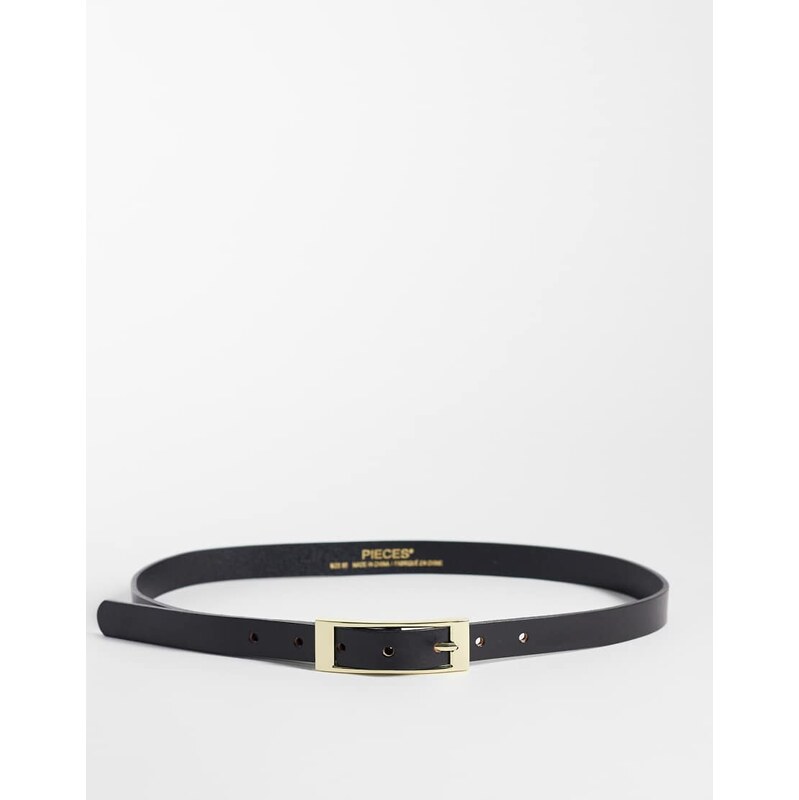 Pieces leather belt with gold rectangular buckle in black