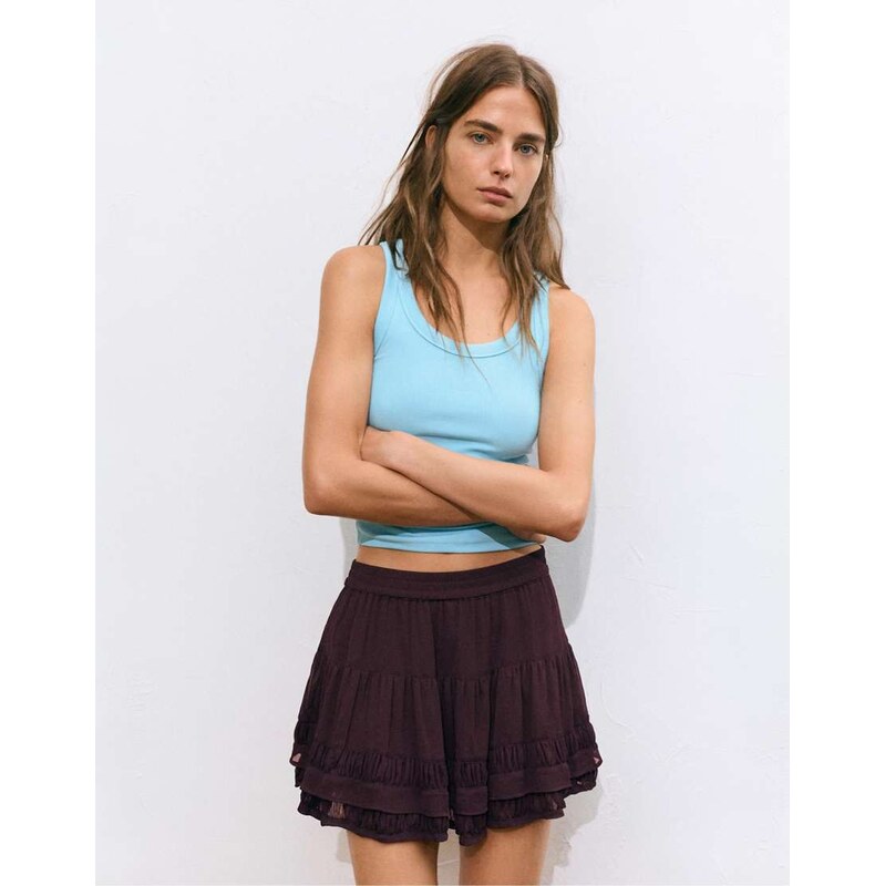 Pull&Bear Ruffled mini skirt in burgundy-Red