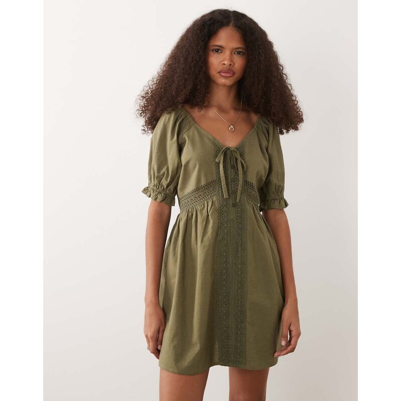 Wednesdays Girl Wednesdays Girl mini lace detailed dress in
