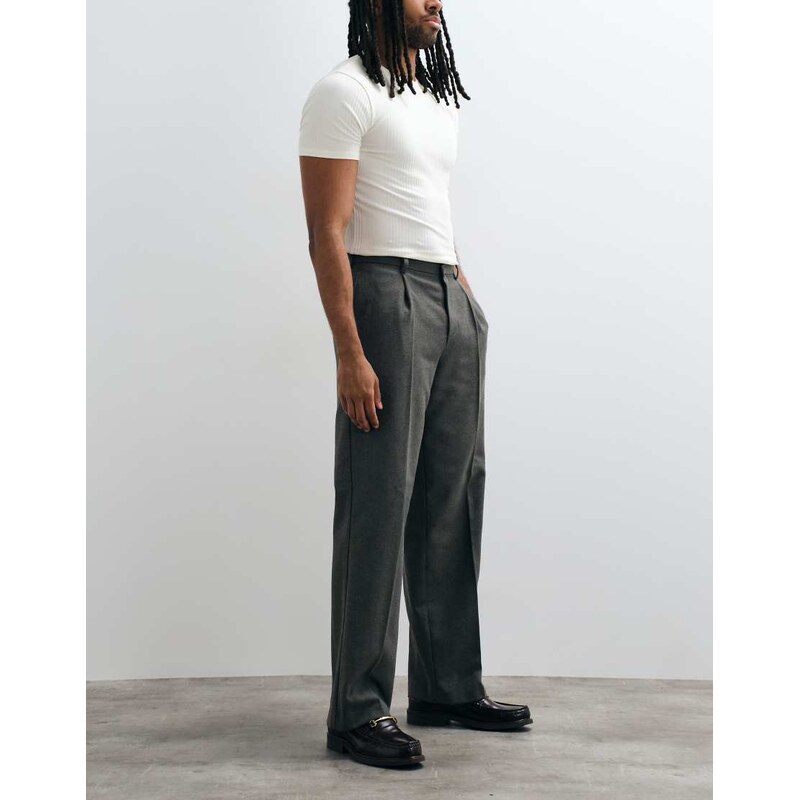 ASOS DESIGN smart pleated wide leg trousers with wool in
