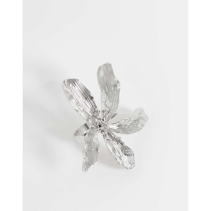 Reclaimed Vintage burnished silver flower ring in silver