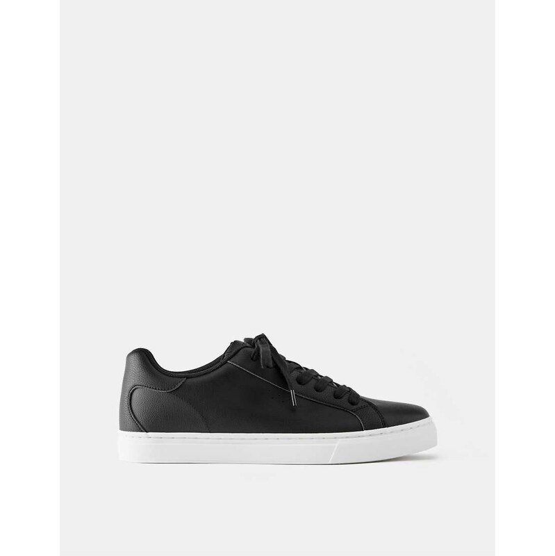 Pull&Bear Casual trainers in black