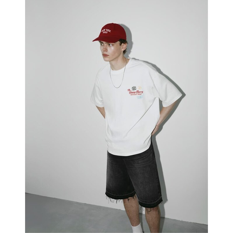 Pull&Bear One piece relaxed fit t-shirt in off white