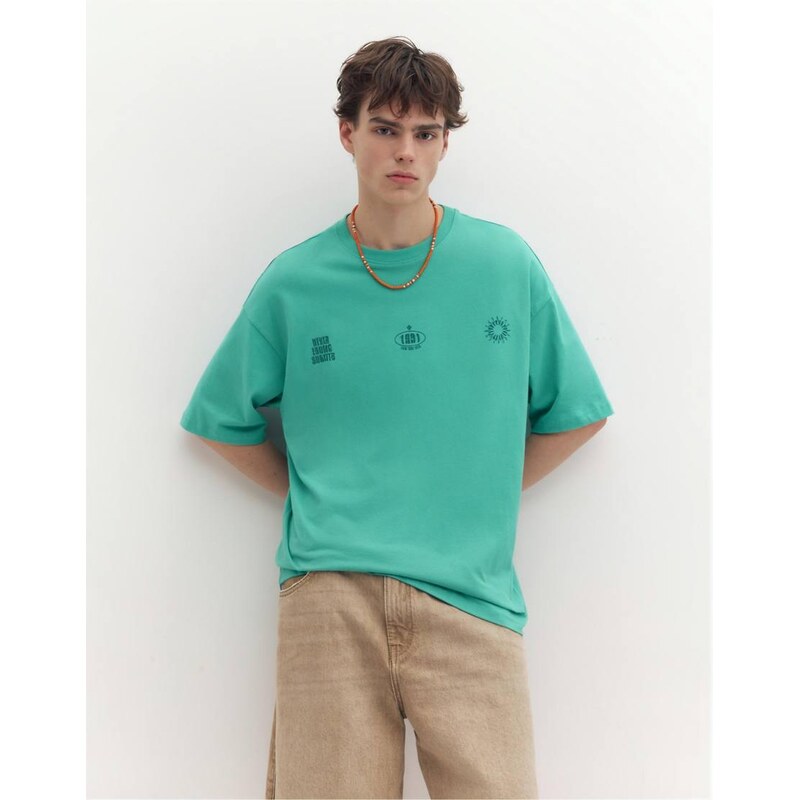 Pull&Bear Stwd sun graphic t-shirt in turquoise-Blue