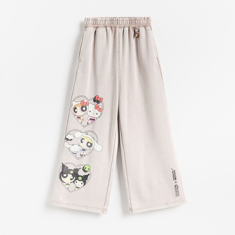 Reserved - Tepláky Hello Kitty and Friends x The Powerpuff Girls