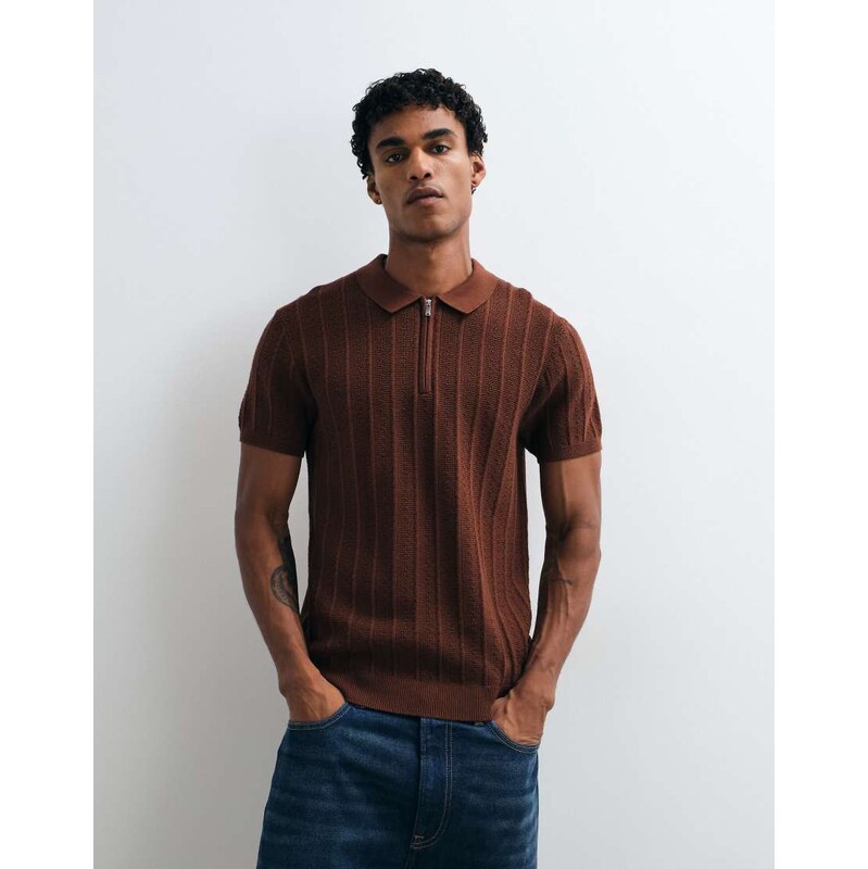 New Look short sleeve quarter zip texture polo in dark brown