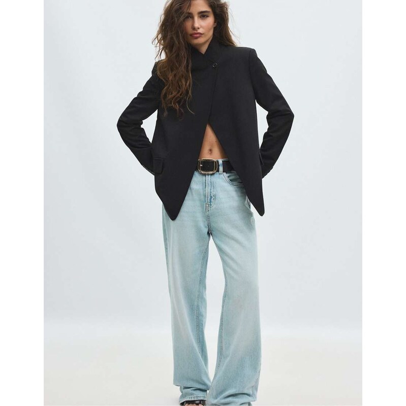 Stradivarius Asymmetric blazer in black