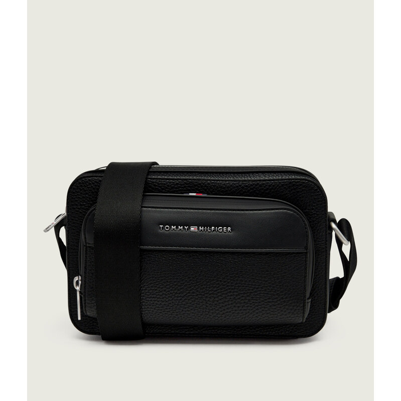 Tommy Hilfiger Reportérka TH Central