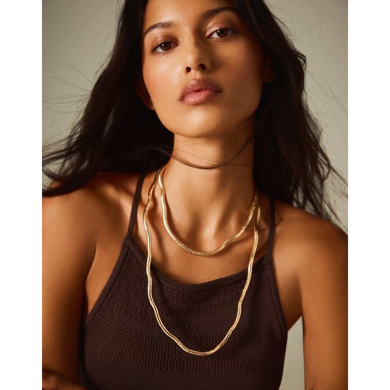 Bershka Shapeable necklace in gold
