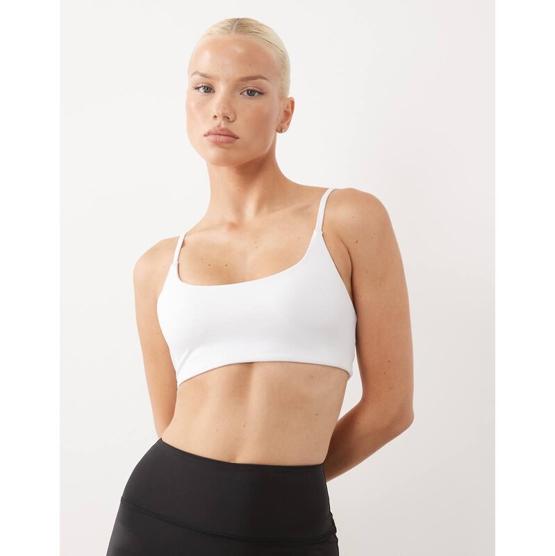 4505 Icon soft touch scoop neck light support sports bra with