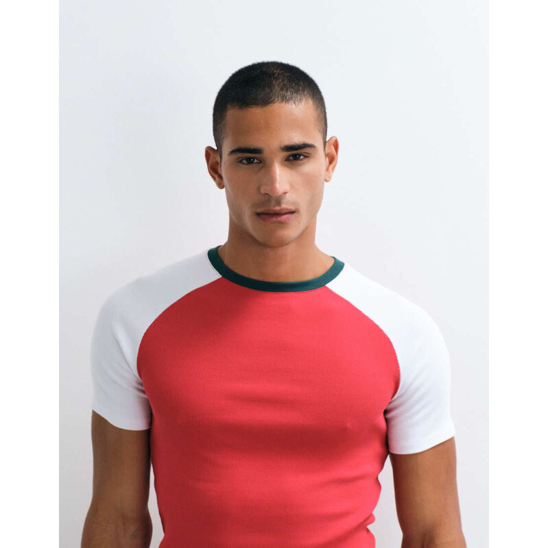 ASOS DESIGN muscle fit raglan t-shirt in red rib