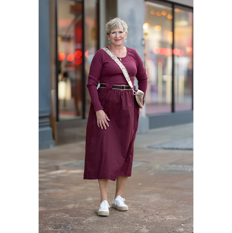 Italy fashion Dlouhé šaty MANKA Barva: Vínová, Velikost: UNI: M