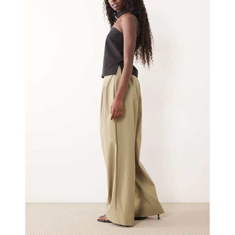 Vila exaggerated pleated woven trouser in oil green