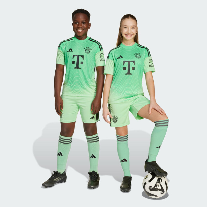 Adidas FC Bayern 25/26 Goalkeeper Shorts Kids
