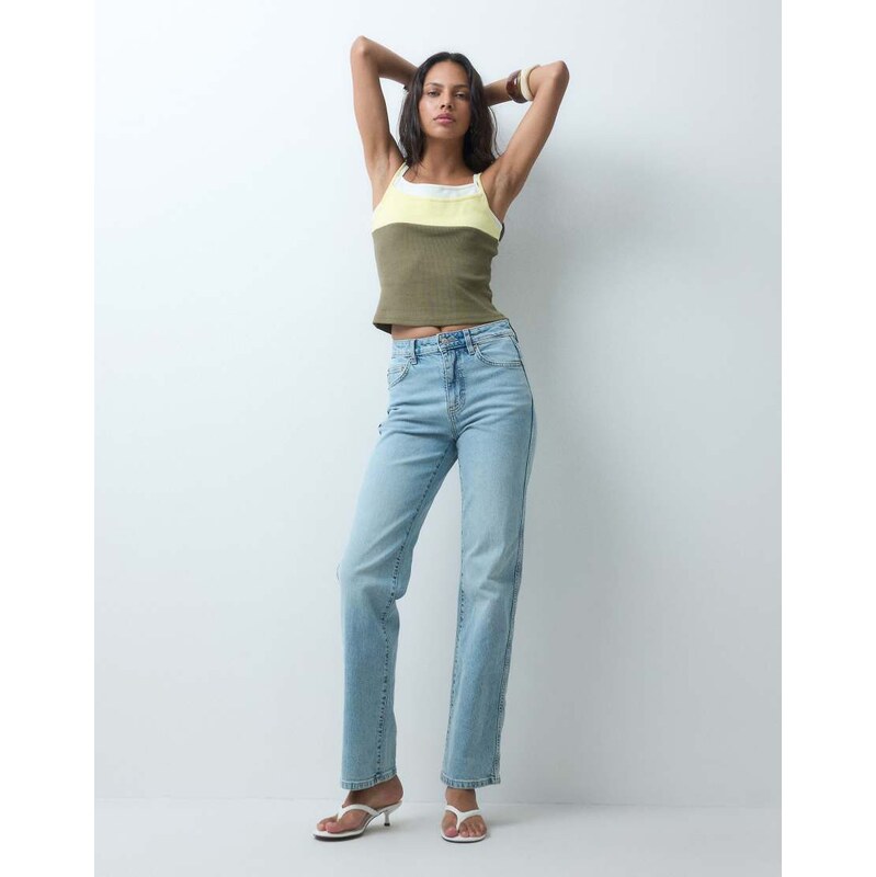 ASOS DESIGN comfort stretch straight leg jean in lightwash-Blue