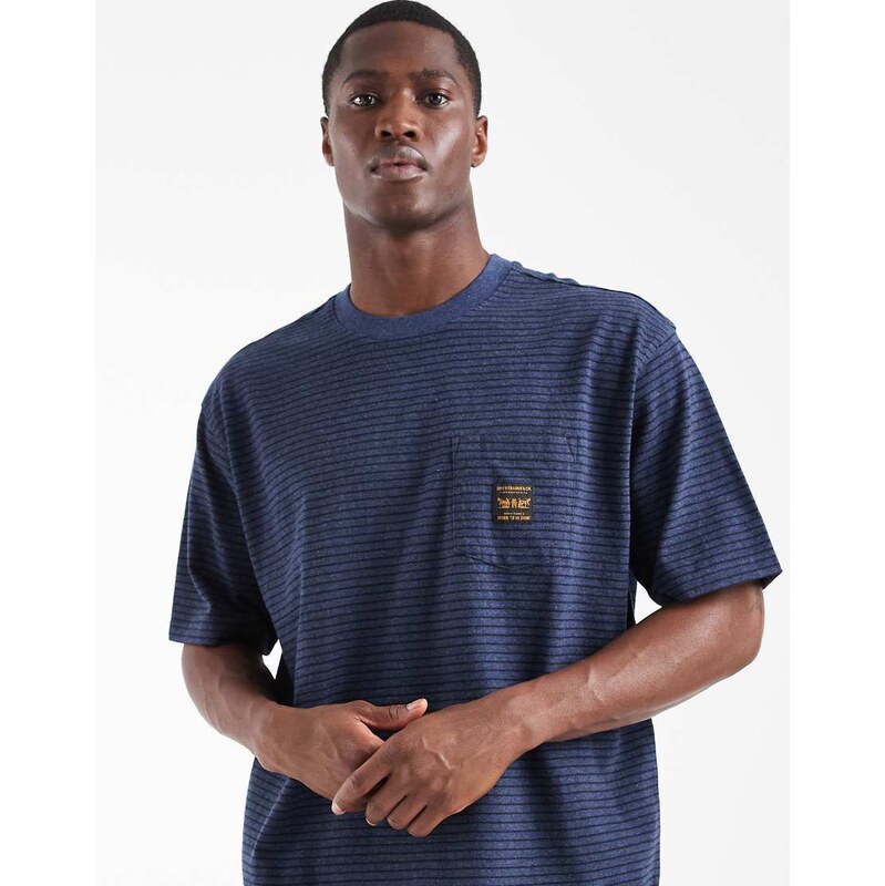 Levis workwear pocket t-shirt in dark blue