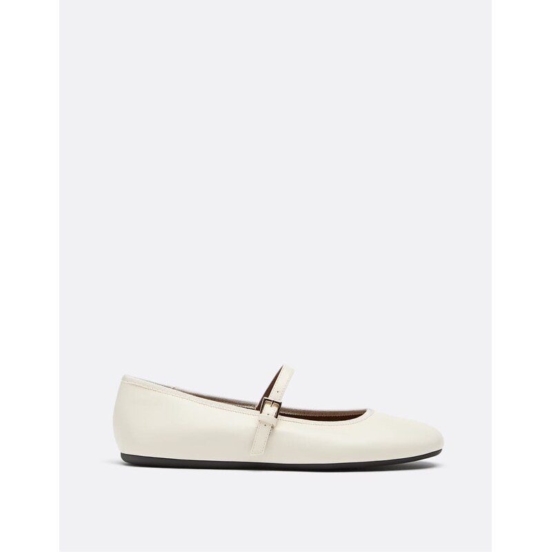 Stradivarius Basic mary jane ballet pumps in ecru-White
