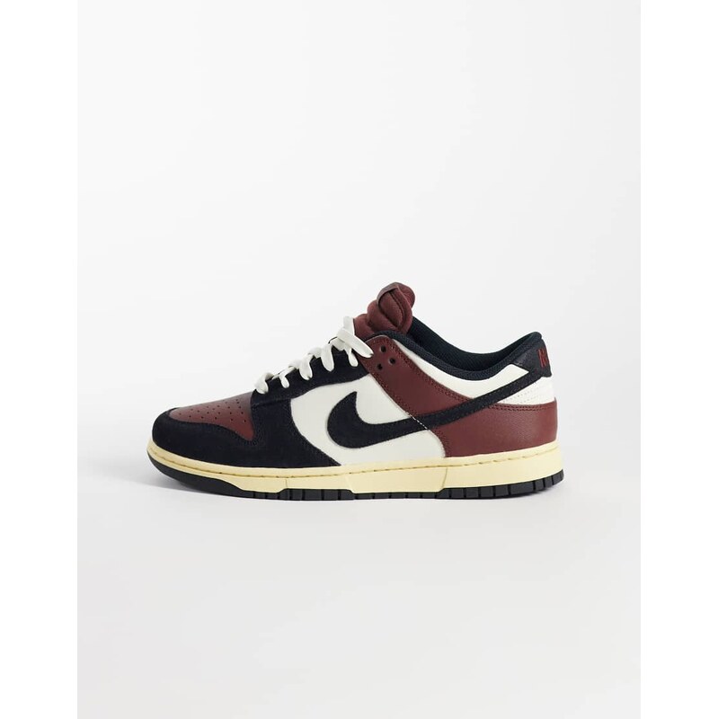 Nike Dunk low Retro PRM trainers in burgundy and black-Red
