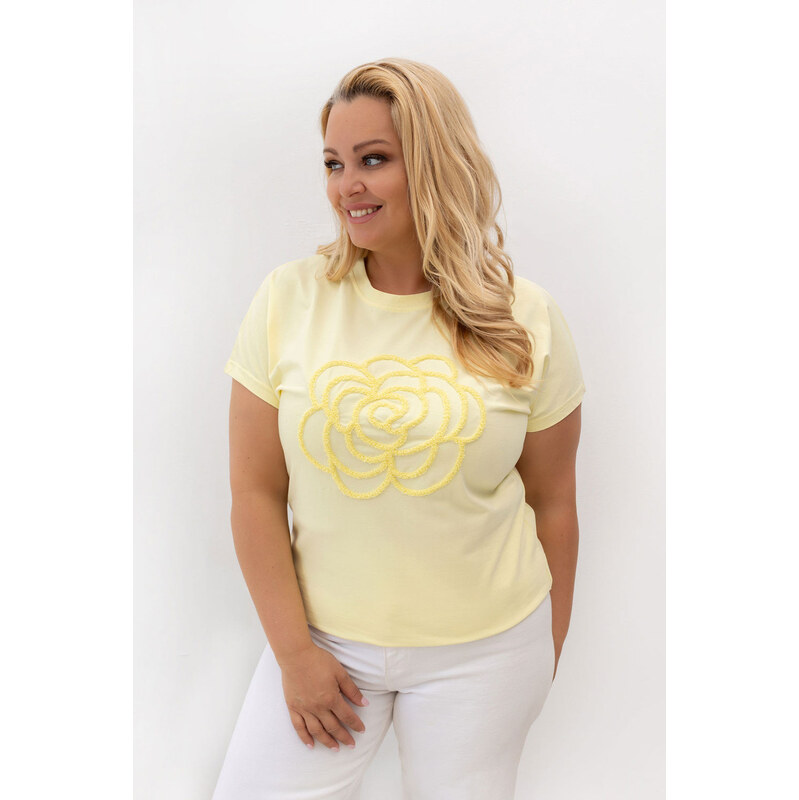 T-shirt plus size model 230449 Relevance