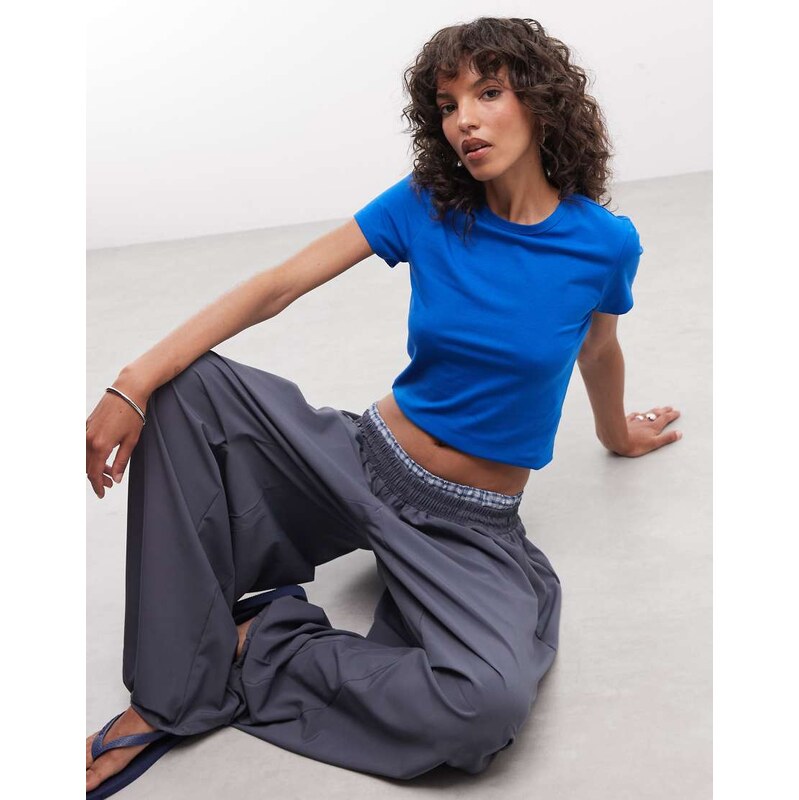 COLLUSION fitted t-shirt in cobalt blue-Multi