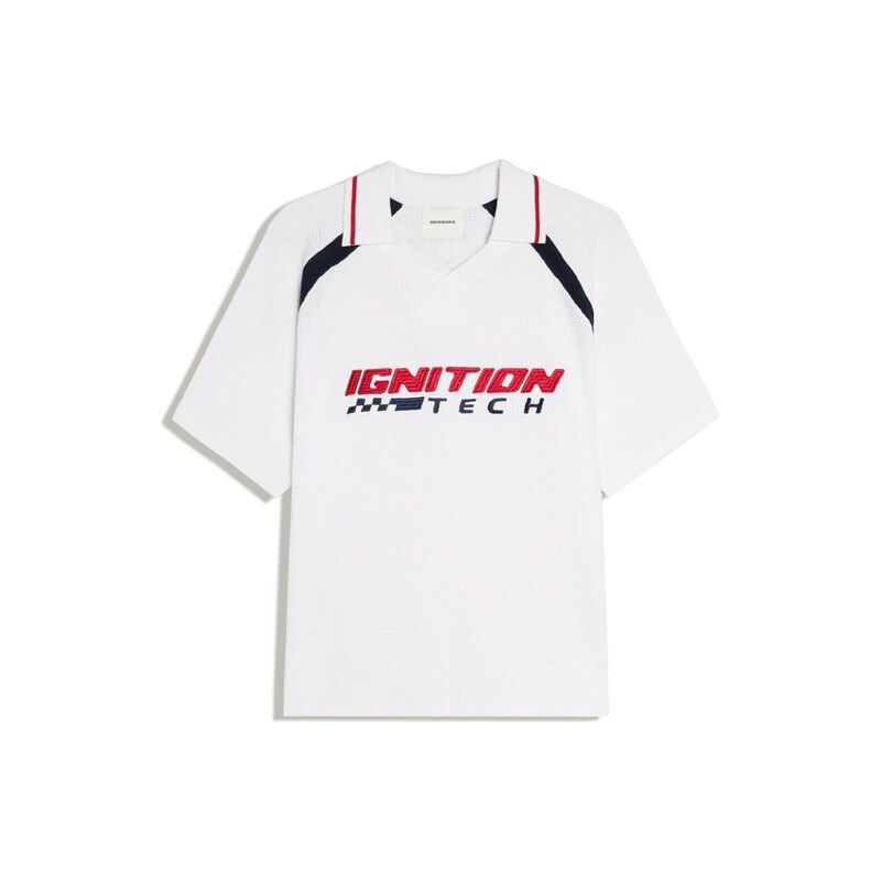 Bershka Tričko RETROSPORT námořnická modř / červená / bílá