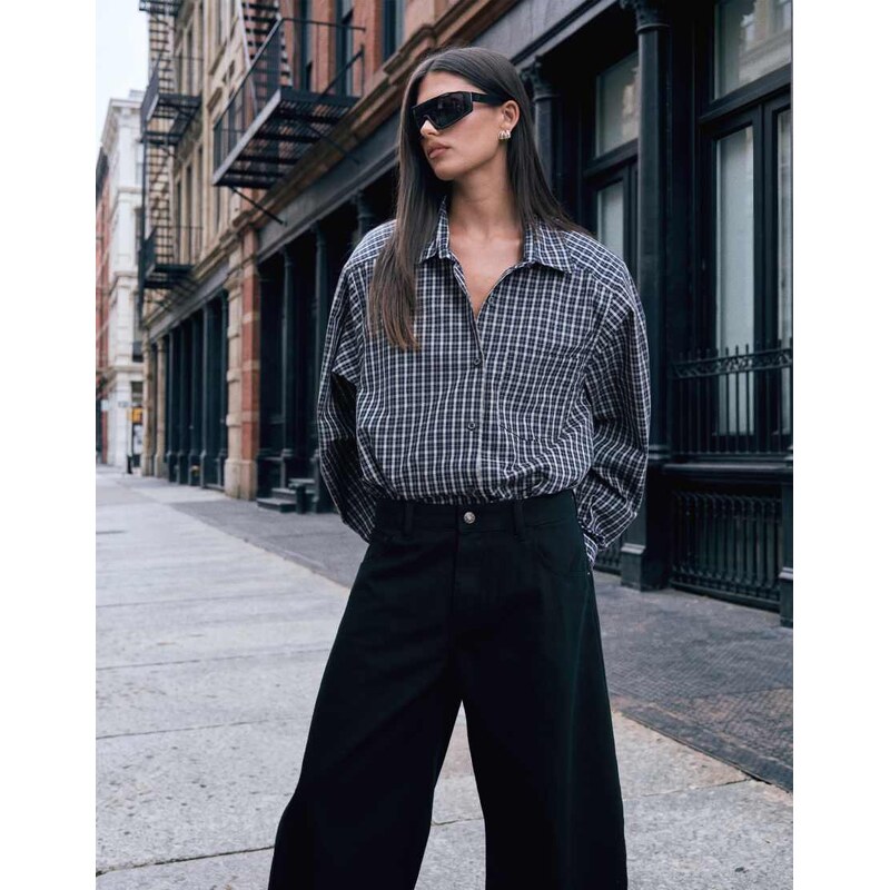 Lioness Notting Hill cotton oversized shoulder pad detail