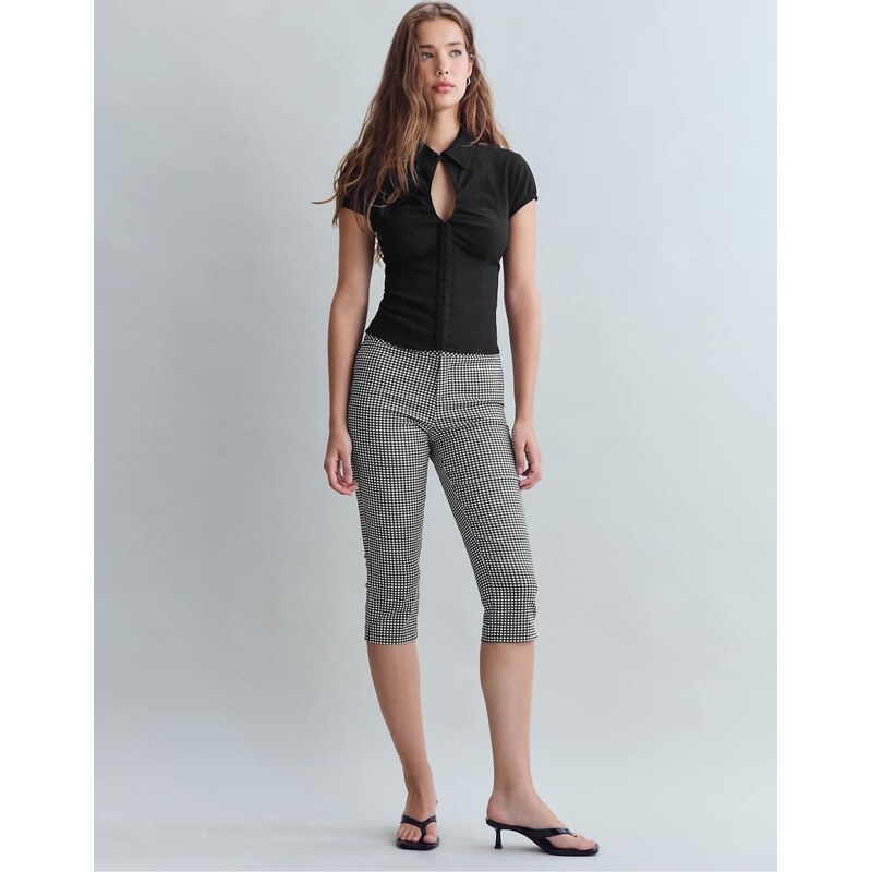 Stradivarius Cut-out short sleeve shirt in black