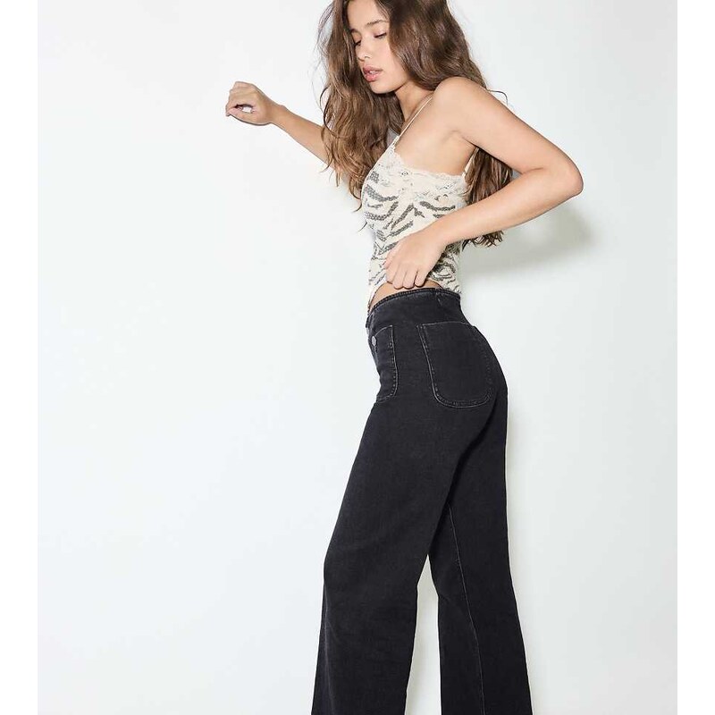 Stradivarius Tall d77 minimalist jeans with pockets in black