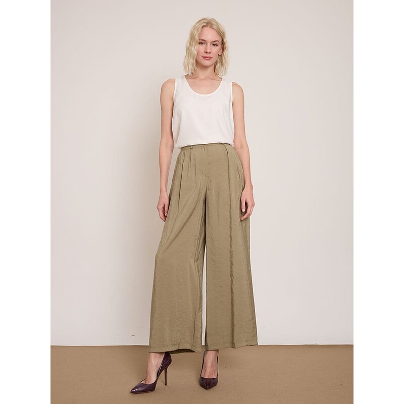 BGN Khaki 4137764