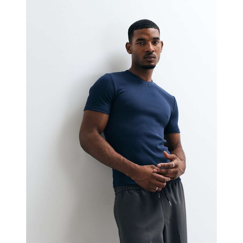 ASOS DESIGN muscle fit t-shirt with crew neck in navy rib