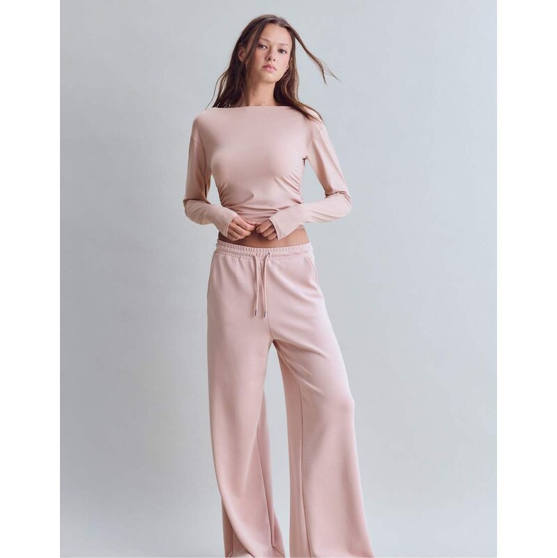 Stradivarius Long sleeve ruched top in pastel pink