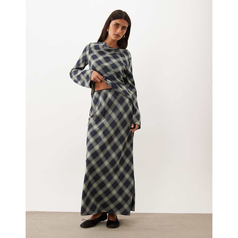 Nobodys Child Otto bias maxi skirt co-ord in blue and green