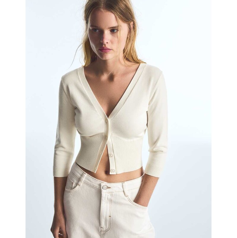 Bershka Cropped v-neck jacket in ecru-White