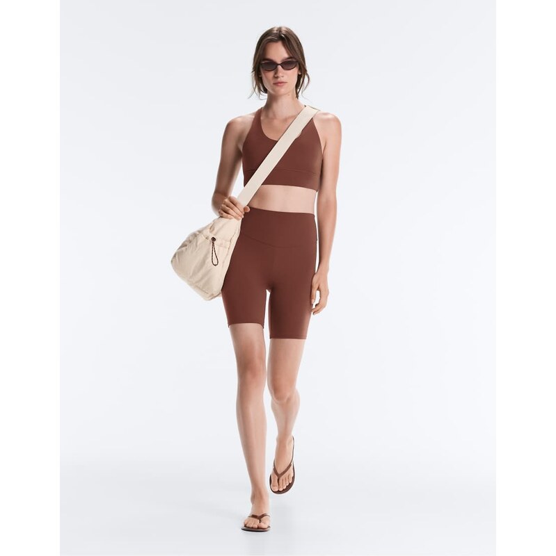 OYSHO Comfortlux high-rise 20cm short leggings in brown