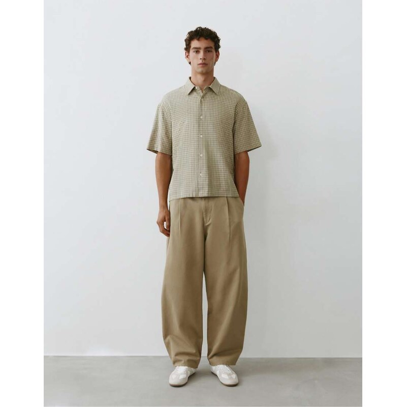 Pull&Bear Darted baggy trousers in beige-Neutral