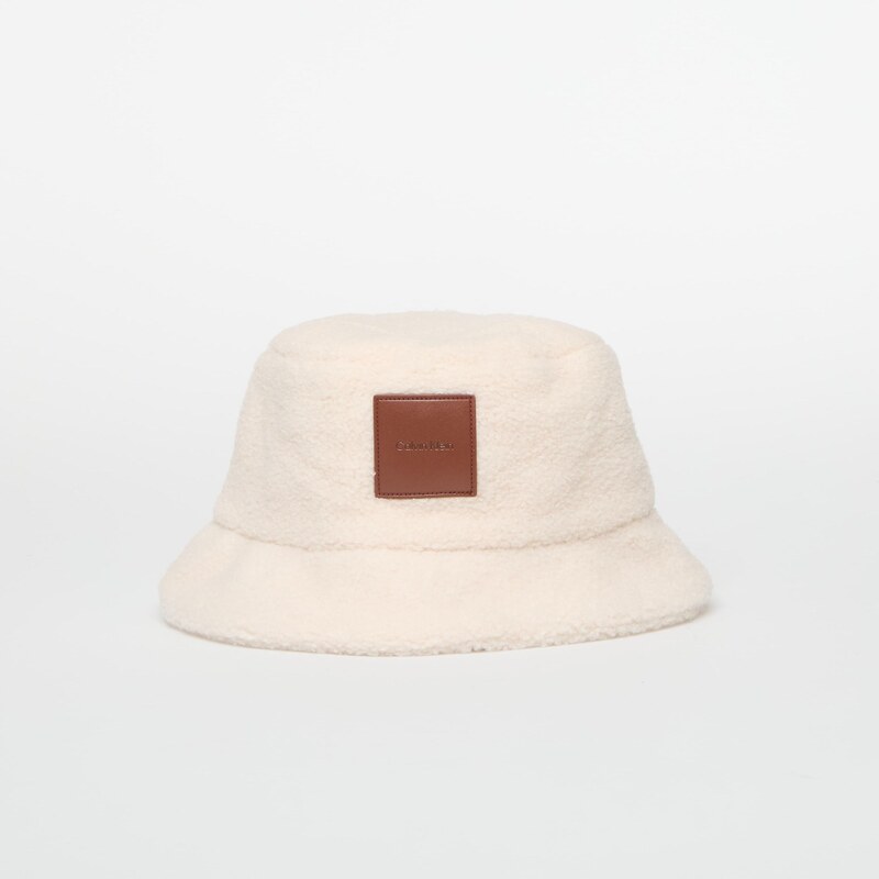 Klobouk Calvin Klein All-Over Sherpa W/ Patch Bucket BIRCH OS