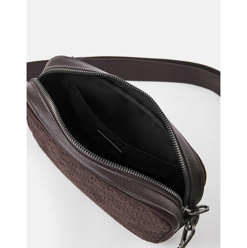 Pull&Bear Woven crossbody bag in brown
